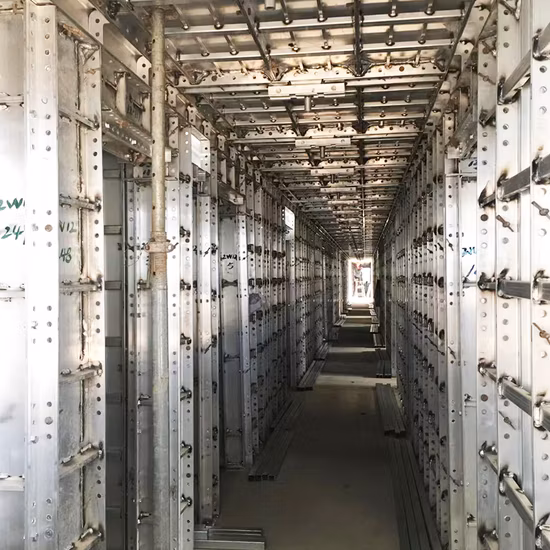 Бунгало Вилла Новая алюминиевая система профилей опалубки для бетонной машины